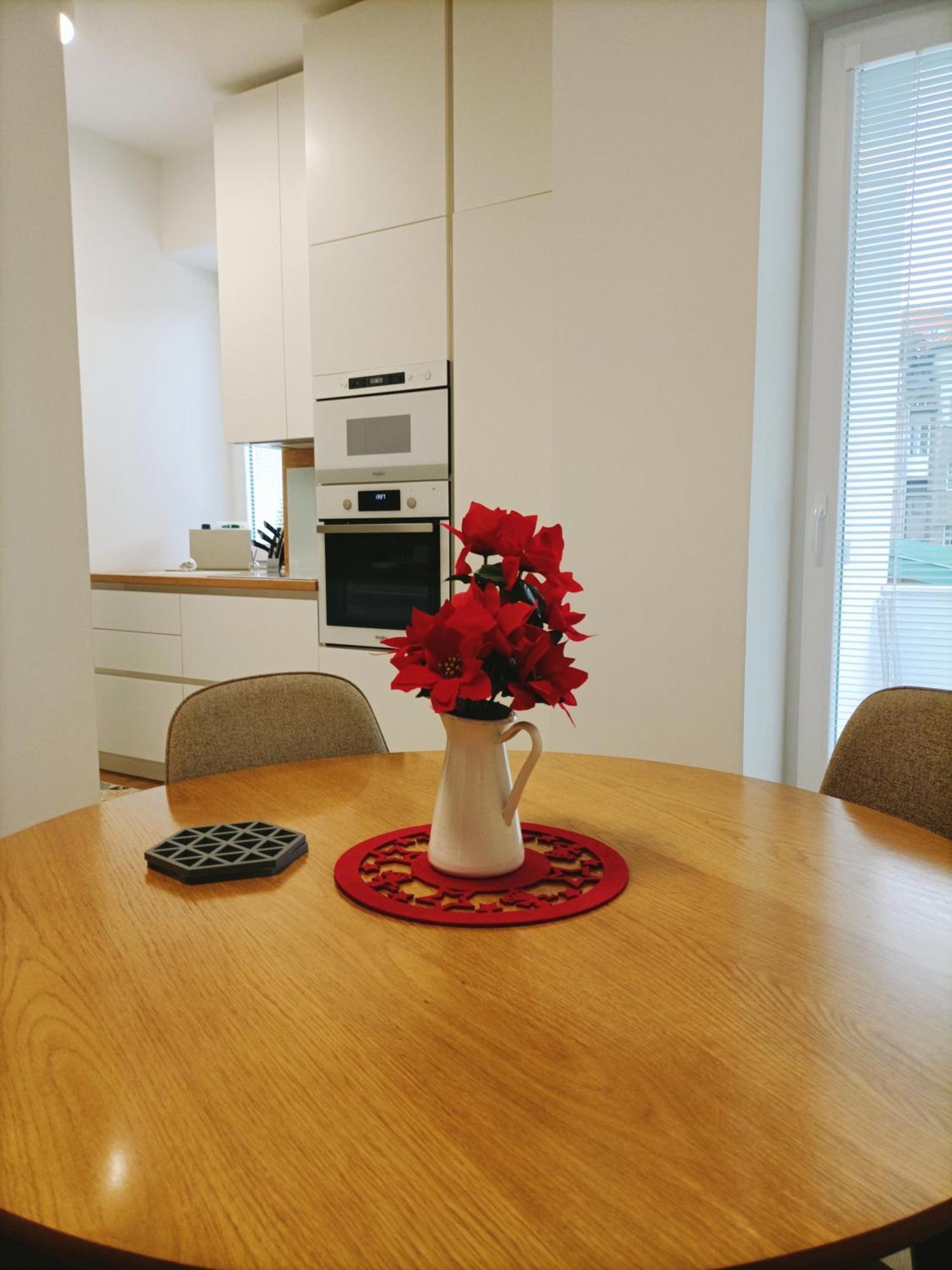 Old Town Apartment - 2 Bedrooms Bratislava Extérieur photo